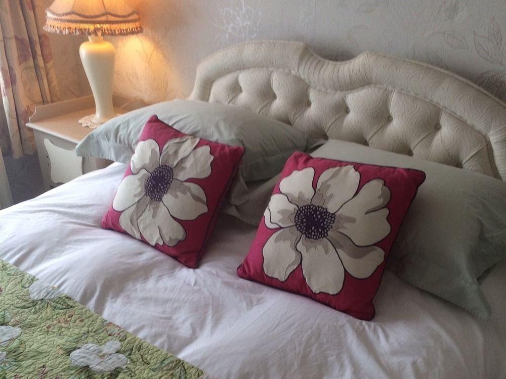 Dove Tree House Hotel Уитби Екстериор снимка
